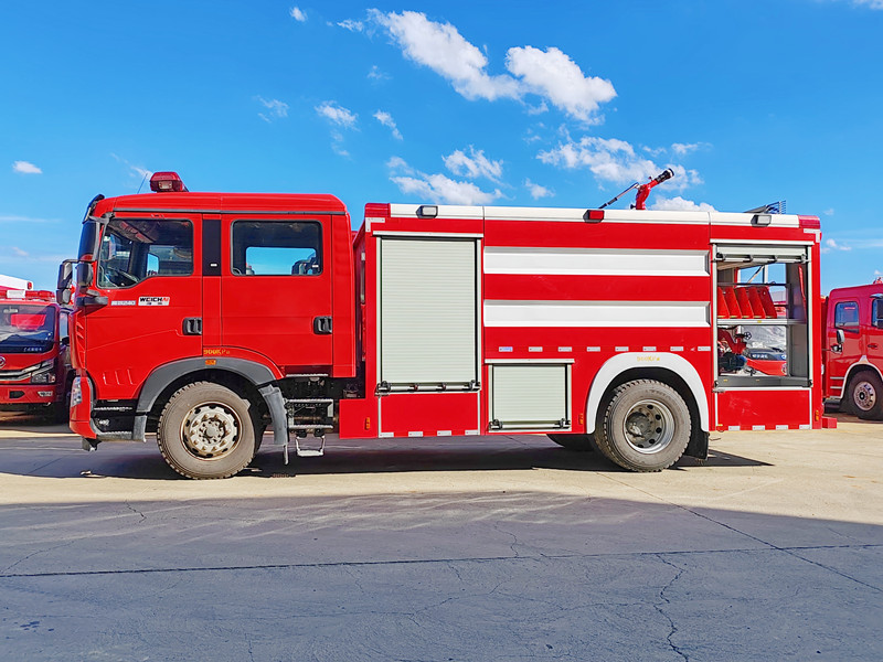 HOWO 7tons foam pumper fire fighting truck HOWO 7tons foam pumper fire fighting truck