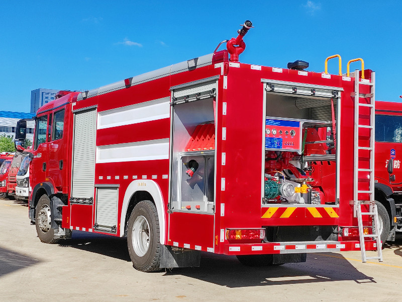 HOWO 7tons foam pumper fire fighting truck HOWO 7tons foam pumper fire fighting truck