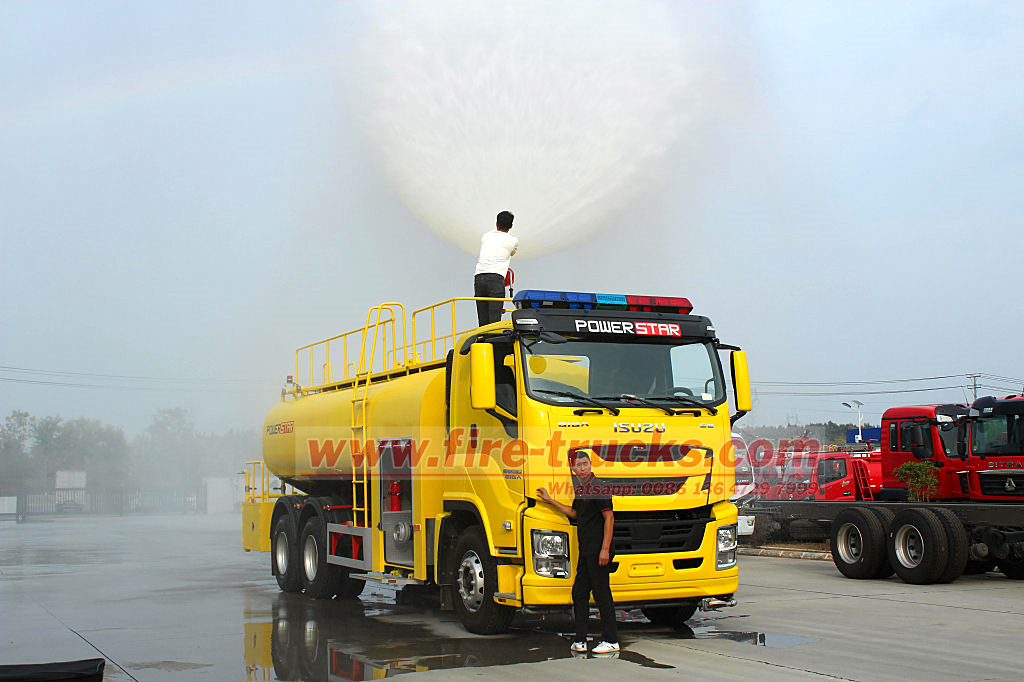 Dubai Isuzu giga 12,000L Yellow Fire Trucks