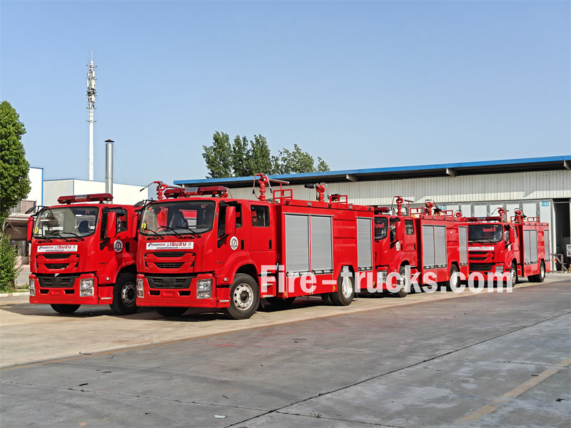 ISUZU dry powder fire engine for SHANGHAI seaport ISUZU dry powder fire engine for SHANGHAI seaport