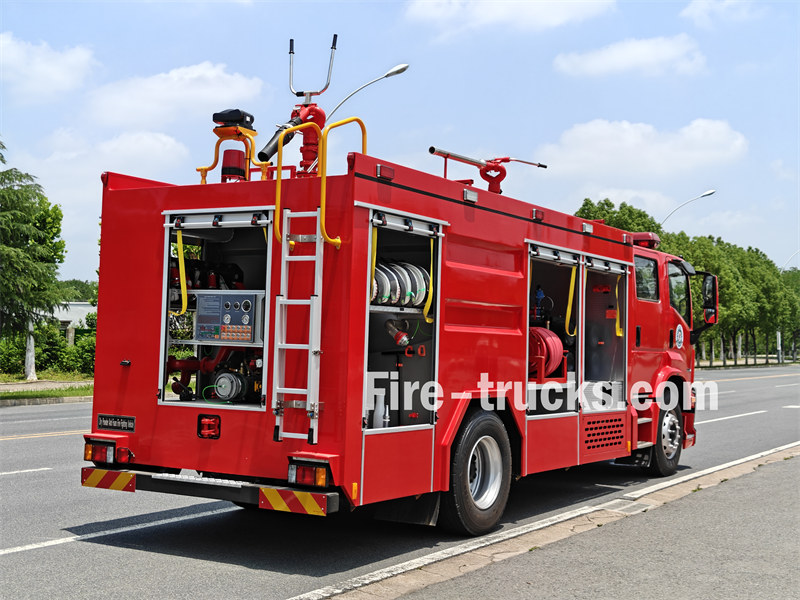 Japanese ISUZU 205HP fire fighting truck Japanese ISUZU 205HP fire fighting truck
