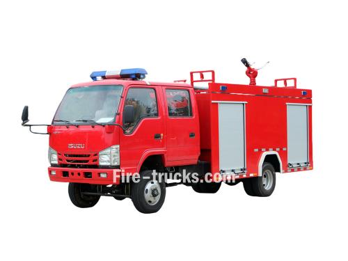 Isuzu NKR 4x4 3000L water fire truck